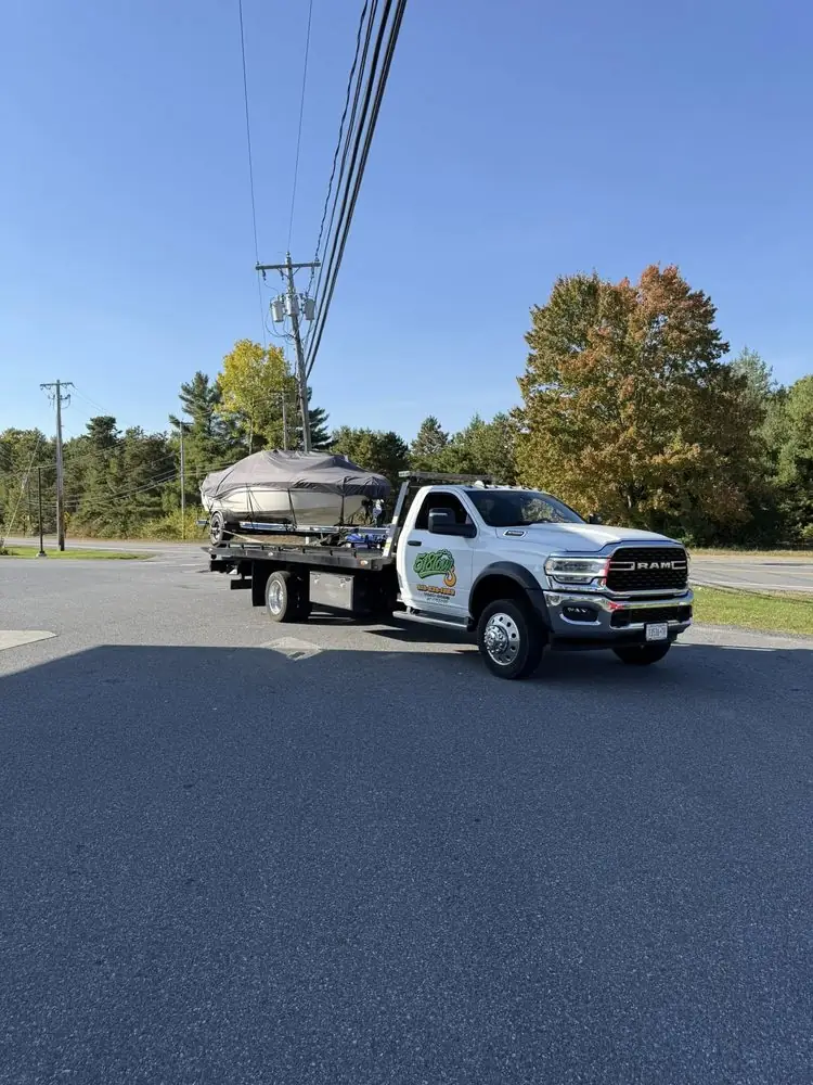 518 Tow transporting a boat